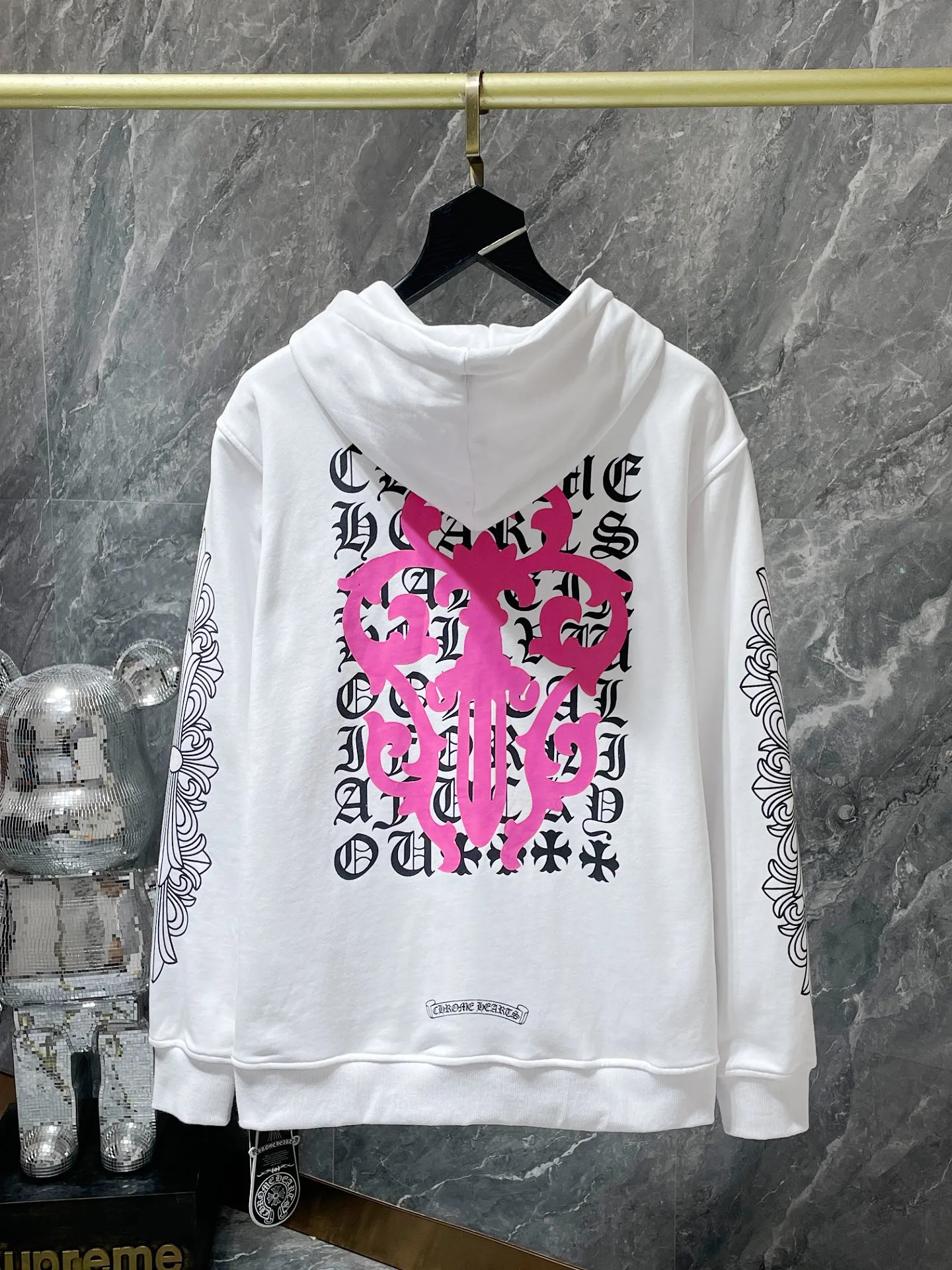 P260 Chrome Hearts Autumn and Winter 2025 Counter Synchronization ❤️ Crow Cross Pink Sword Short Sleeve Zipper Sweater Improved customized version of 1:1 high-weight high-quality fabric Recommended color: White Black Size: S, M, L, XL.